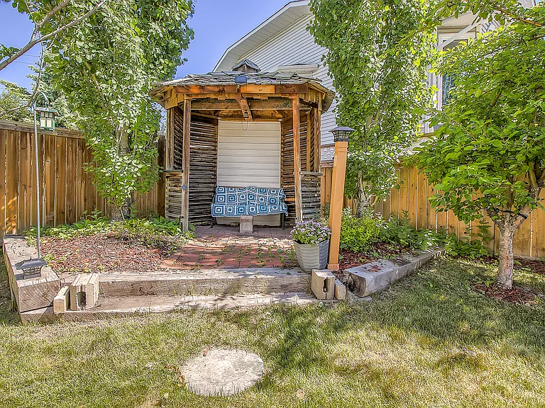 8010 Schubert Gate NW — Photo 26