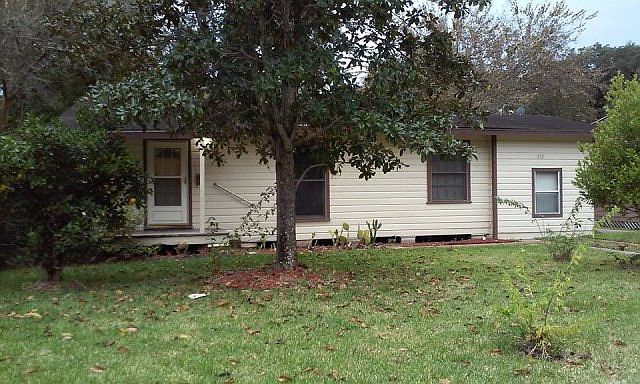1st image of 212 Jasmine St