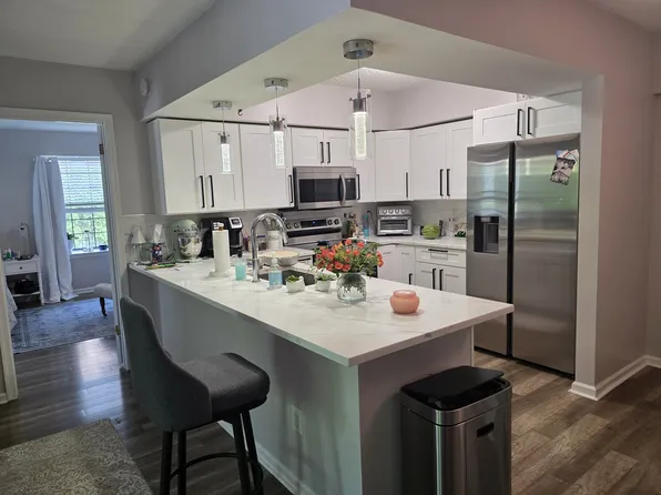 922 Washington Pl, Wayne, PA