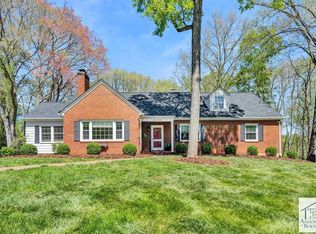 719 Beechnut Ln, Martinsville, VA 24112