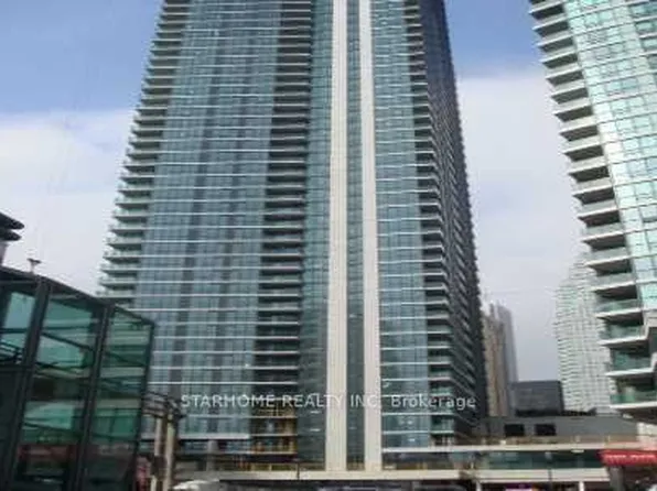 18 Harbour St #706, Toronto, ON M5J 2Z6