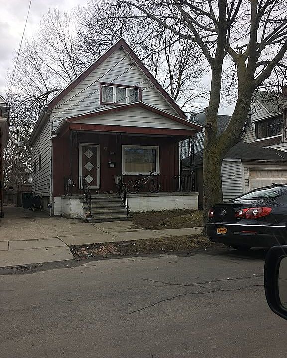 1st image of 107 Crowley Ave