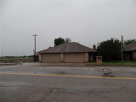2nd image of 6313 Holiday Ln