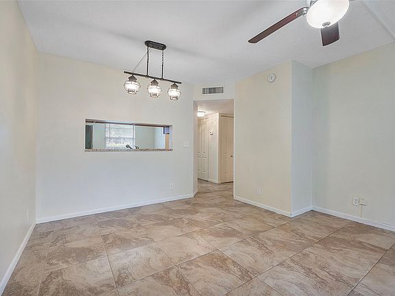 5th image of 3736 N University Drive #C-2