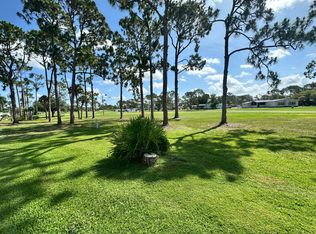 3915 Santa Clara Ln, North Fort Myers, FL 33903