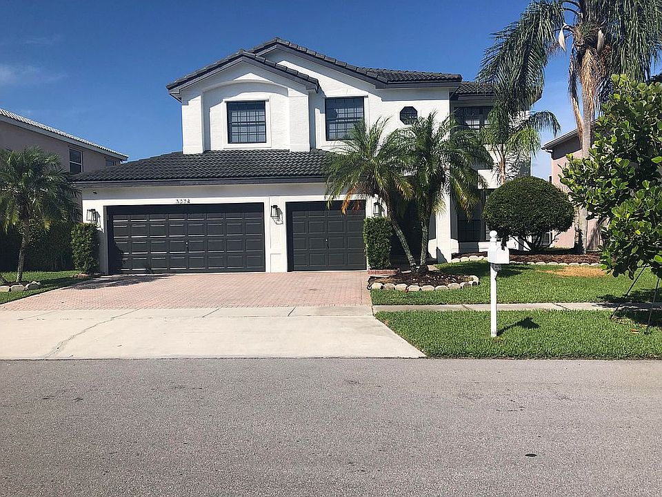 1st image of 3274 SW 175th Ave