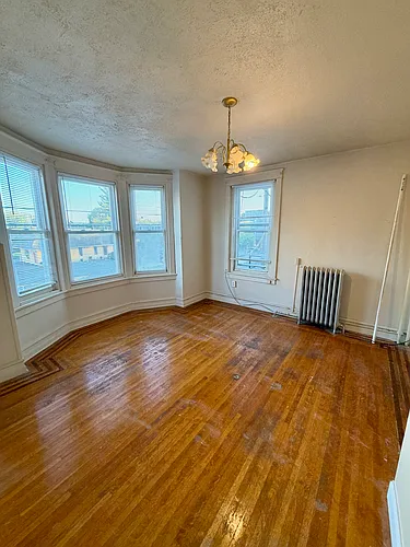 147 W Buttonwood St #2 Photo 1