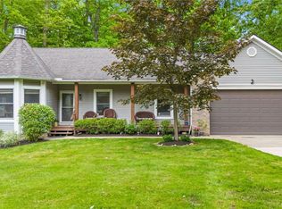 9741 Ravenna Rd, Chardon, OH 44024