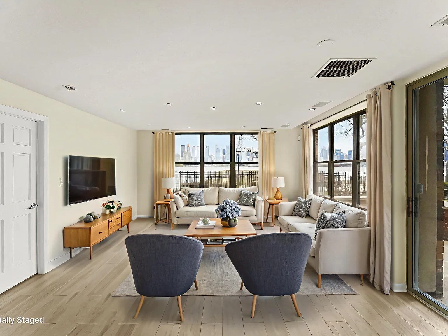 2 bed, 2.0 bath, $5,500 — Photo 3