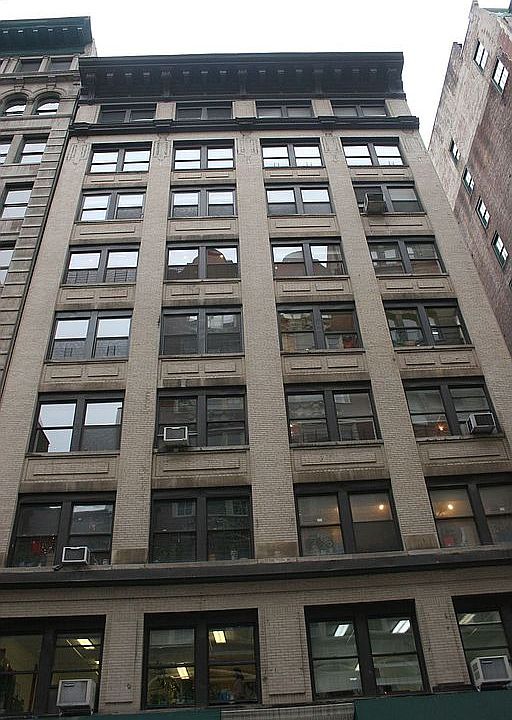 1st image of 12-14 W 18th St APT 9W