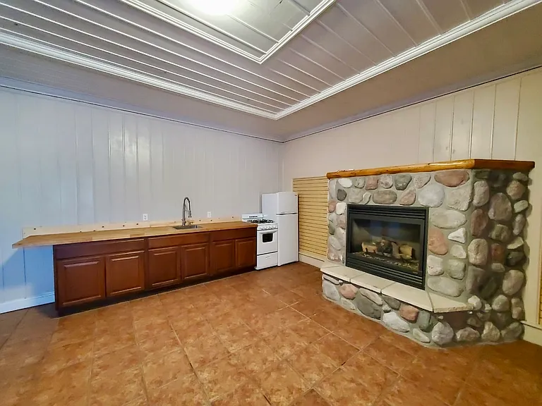 5970 E Highway 160 — Photo 57