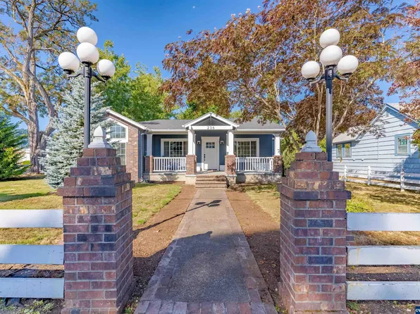 236 S 18th St, Philomath, OR 97370