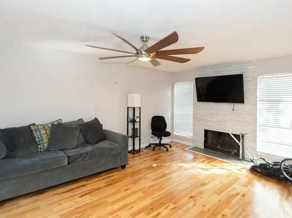 6201 Beverlyhill St APT 30, Houston, TX 77057