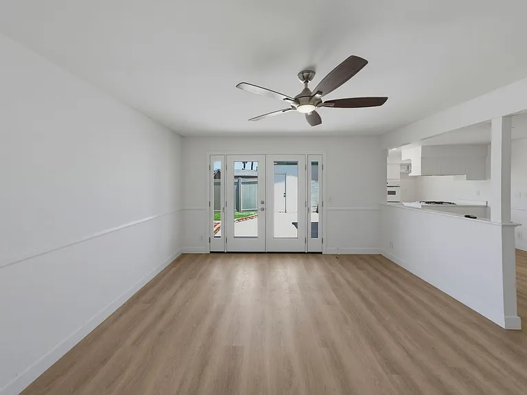 20361 Fee Ln — Photo 2