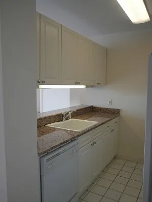 Rented by Classic Marketing- 530 Park1 | media 83