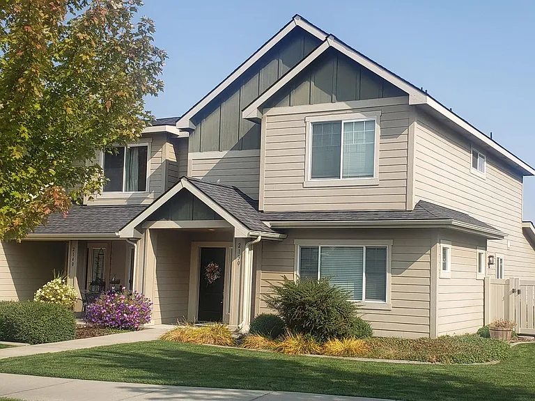 2130 N Country Vista Blvd — Photo 1