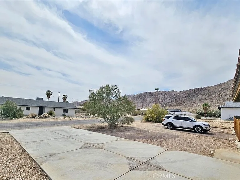7064 Eucalyptus Ave — Photo 46