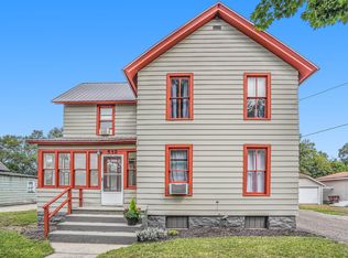532 Howard St, Belding, MI 48809