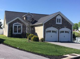 32 Foxcrest Rdg, Staunton, VA 24401