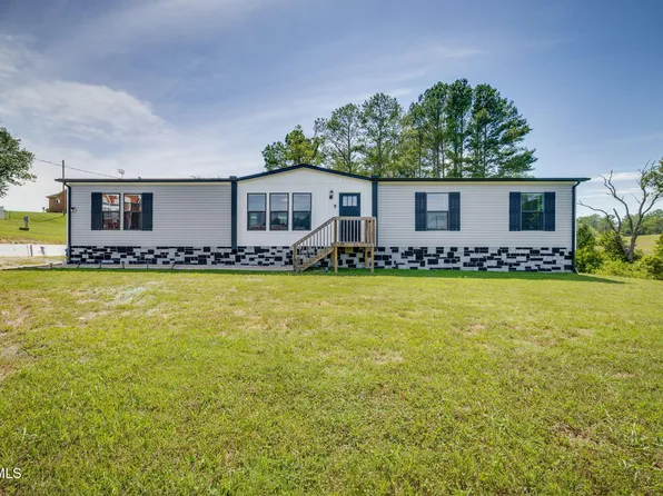 215 Wayland Dr, Bulls Gap, TN 37711
