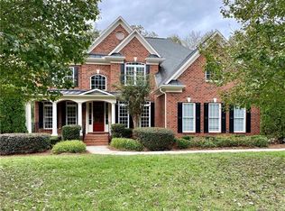 1013 Westbury Dr, Matthews, NC 28104