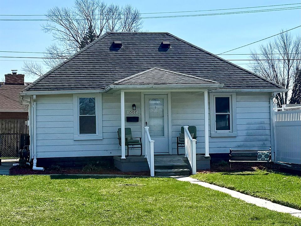 1st image of 1507 Pagel Ave