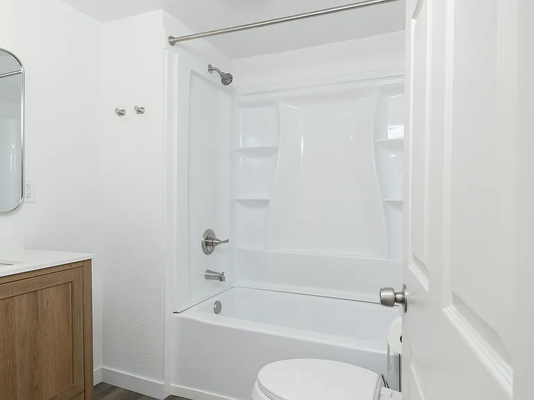 1805 NW Eunice Ave #B — Photo 14