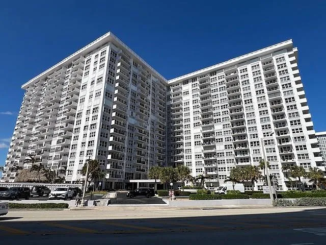 405 N Ocean Blvd #825