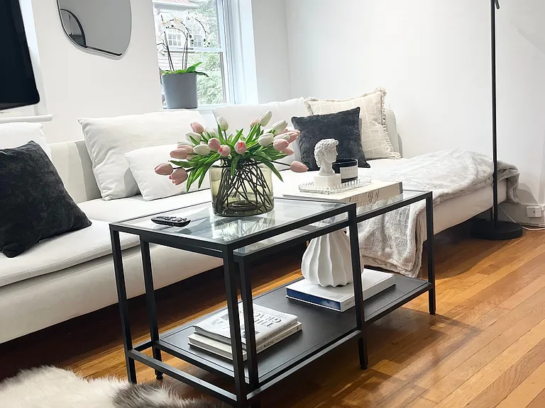 84 W Cedar St #5 — Photo 6