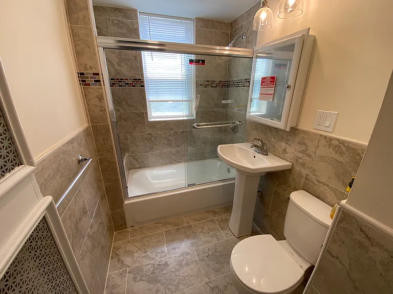 98 Toxteth St #3 — Photo 8