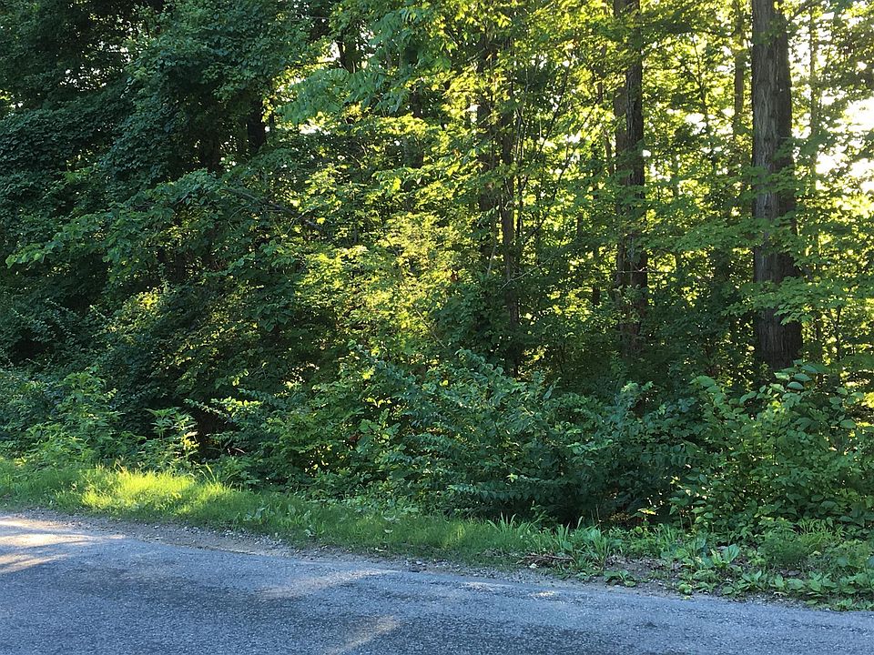 2nd image of 5516 Old Sams Creek Rd