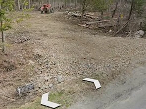 1-5 Spring Hill Road, Palmyra, ME 04965