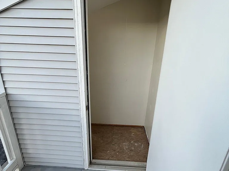 560 California St #2C — Photo 13