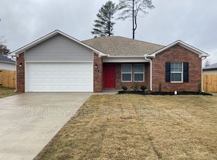 107 Magnolia Ct, Jacksonville, AR 72076