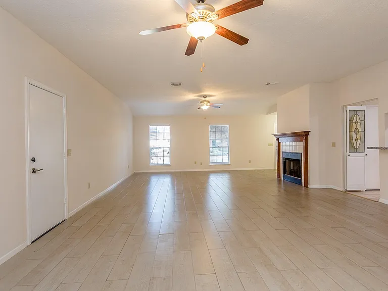 9206 Towerstone Dr — Photo 2