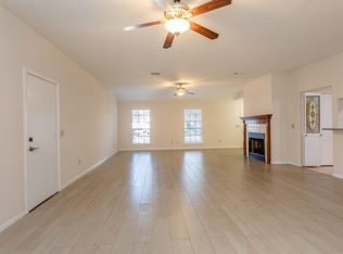 9206 Towerstone Dr, Spring, TX 77379