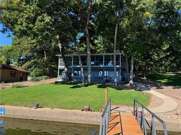 42 Samson Ct, Sunrise Beach, MO 65079