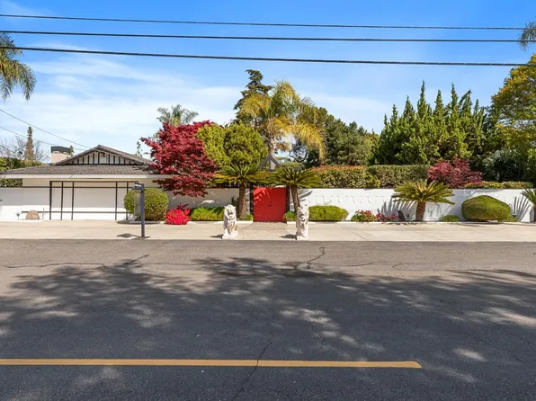1109 Country Club Dr, Modesto, CA 95356