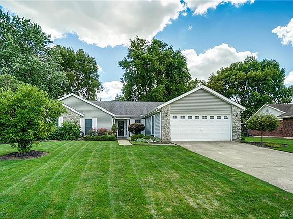 2nd image of 1532 Brookfield Ln