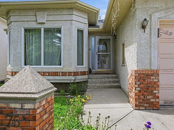 2nd image of 75 E Arbour Ridge Way NW
