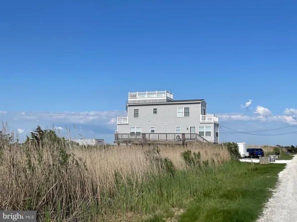 68 Bay Ave, Heislerville, NJ 08324