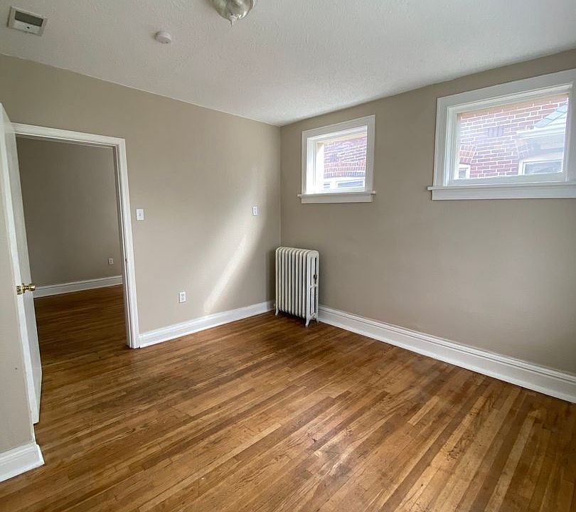 1st image of 1817 Allen Ave #2E