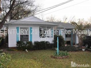 4218 Falls Dr, Dallas, TX 75211