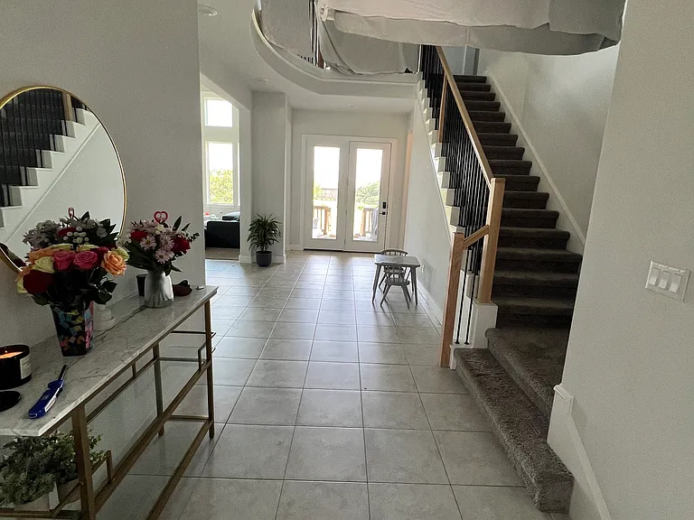 472 Cortaro Dr — Photo 5