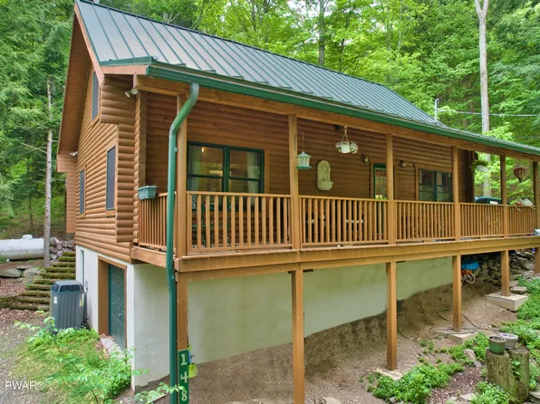 148 Rita Dr, Newfoundland, PA 18445