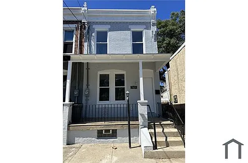 2615 Roberts Ave Photo 1