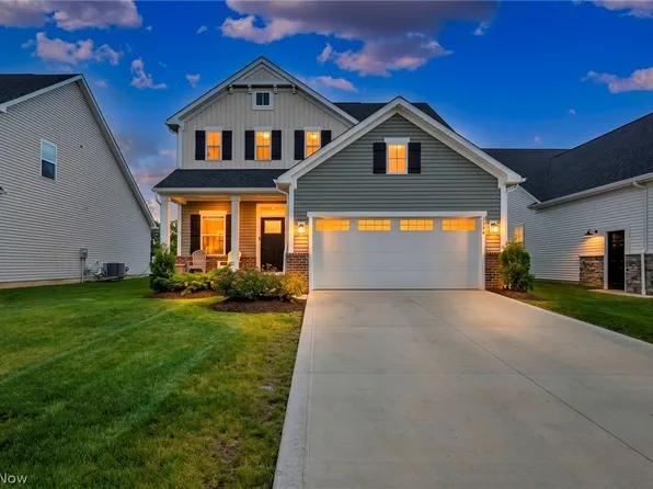 5394 Hawks Nest Cir, Sheffield Village, OH 44054