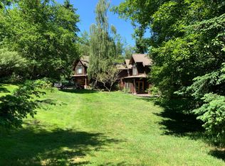24533 68th Ave SW, Vashon, WA 98070