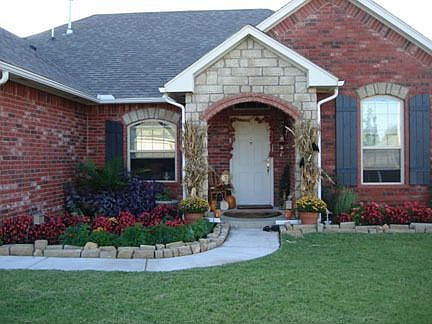 Summer flower beds 