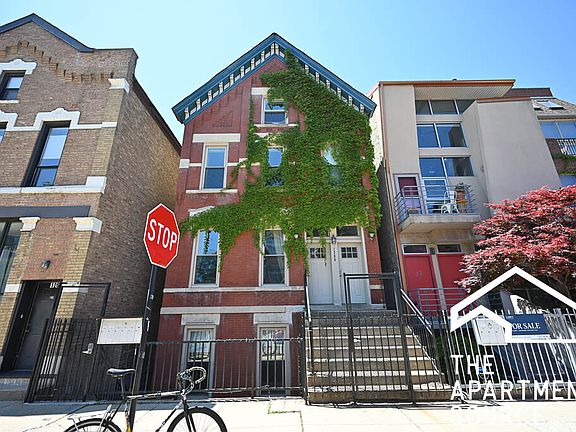 5th image of 1300 N Greenview Ave APT 2R